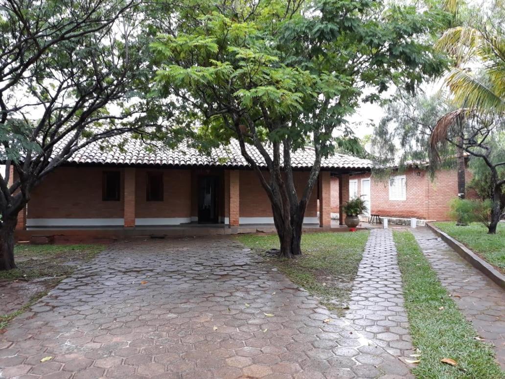 Chácara Charbella Villa Tres Ranchos Ngoại thất bức ảnh
